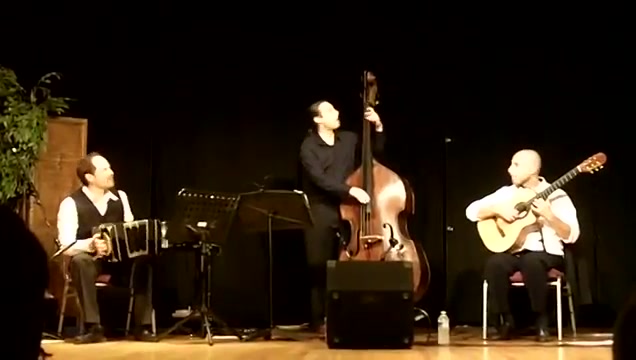 Trio Garufa - Ella es Así (milonga).