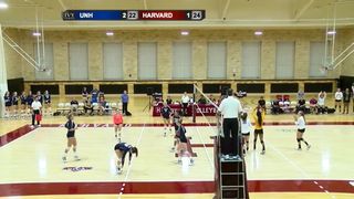 Women's Volleyball Storms Back Versus UNH for 3-2 Win