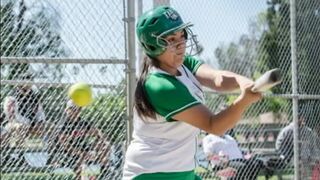 LINCOLN SOFTBALL PHOTO SHOOT VS EAGLE ROCK