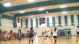 WILSON GIRL'S VOLLEYBALL