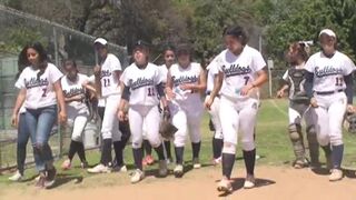 ROOSEVELT SOFTBALL VS BULLDOGS